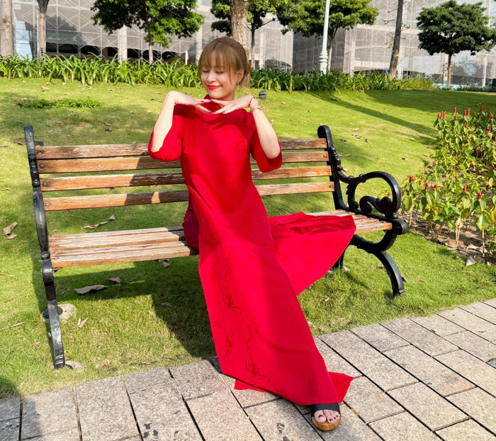 Hoàng Thùy Linh tập trung vào chất lượng sản xuất MV thay vì đăng tải ồ ạt. Ảnh: FBNV