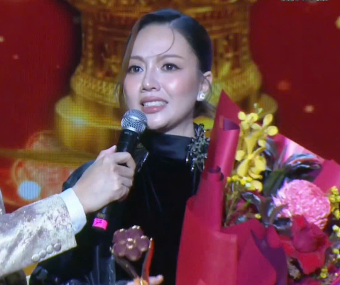 Nữ diễn viên xúc động khi nhắc đến ký ức gia đình gắn với vai diễn trong Cục vàng của Ngoại