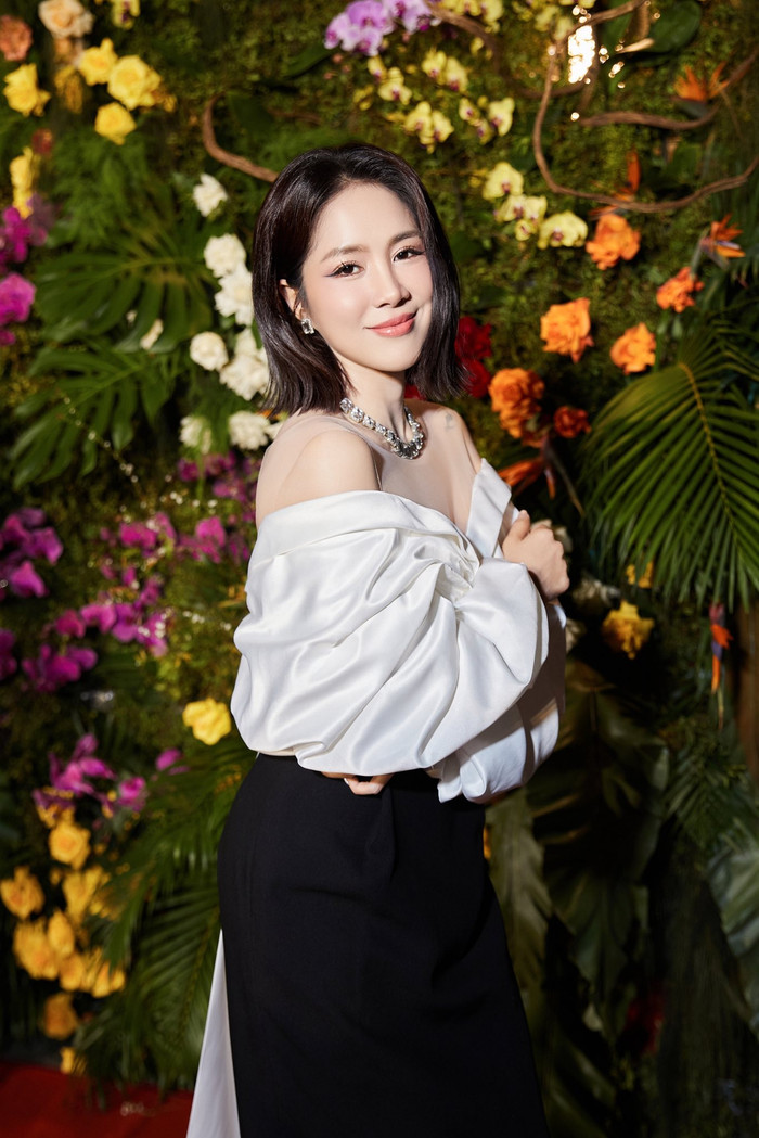 Lê Phương hiện thăng hoa trong sự nghiệp.