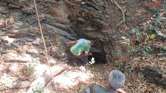 Xôn xao con lươn khổng lồ 800 năm tuổi, người dân đến hang ổ kiểm tra Ảnh 1