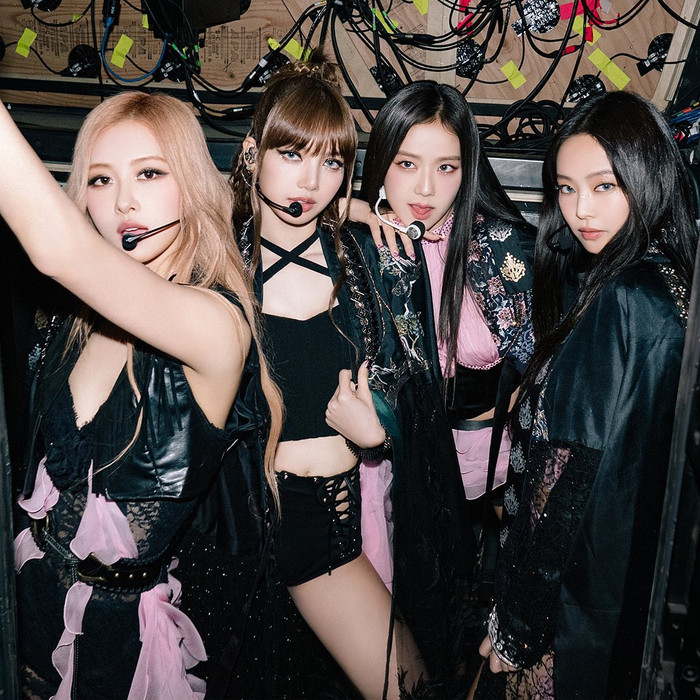 8 nhóm nhạc Kpop debut năm 2016 trụ vững đến hiện tại: BLACKPINK chạm đỉnh cao, xuất hiện 1 'ngoại lệ' Ảnh 5