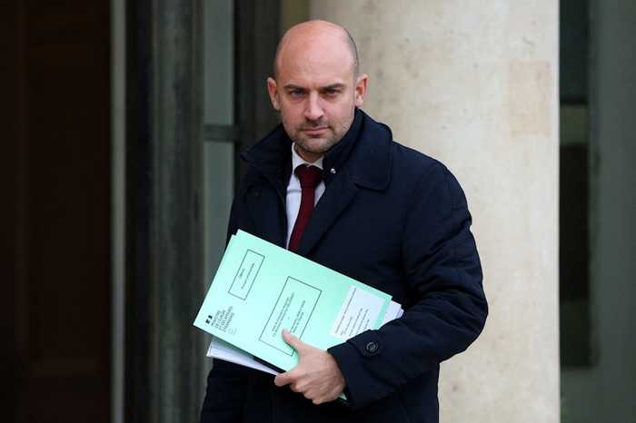 ẢNH CHỤP TỪ HỒ SƠ: Barrot tại Điện Élysée ở Paris, ngày 1 tháng 12 năm 2025. REUTERS/Gonzalo Fuentes.