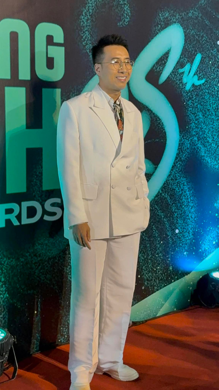 Ca nhạc sĩ Only C.