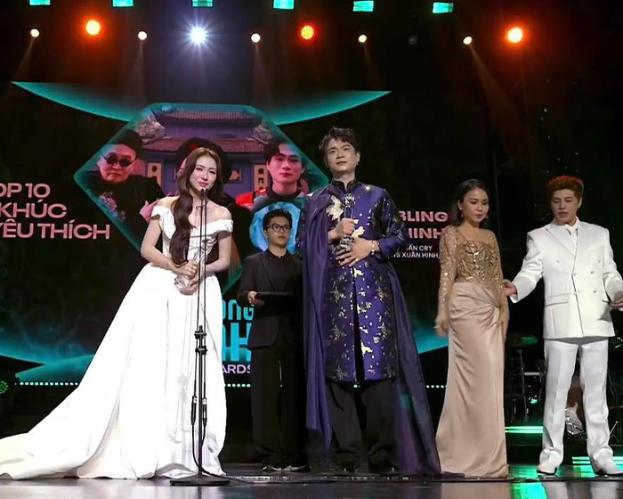 Hòa Minzy không phát biểu khi nhận giải tại Làn Sóng Xanh Ảnh 4