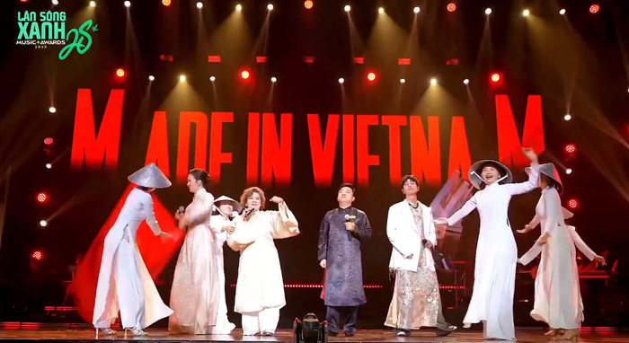 Tùng Dương xác nhận điều đặc biệt trên sân khấu Làn sóng xanh Ảnh 1