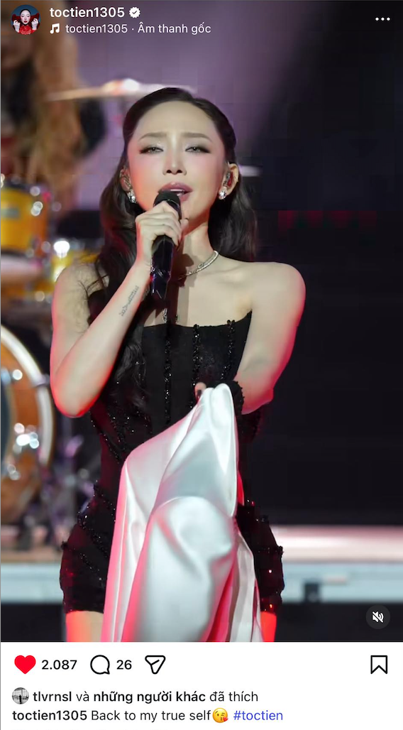 Hành động đặc biệt của Touliver dành cho Tóc Tiên (Ảnh: Chụp màn hình).