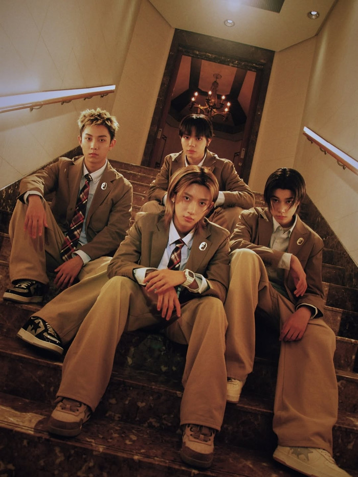 View - Hai nhóm nhạc tân binh đang phá vỡ khuôn mẫu Kpop truyền thống - Saostar.vn