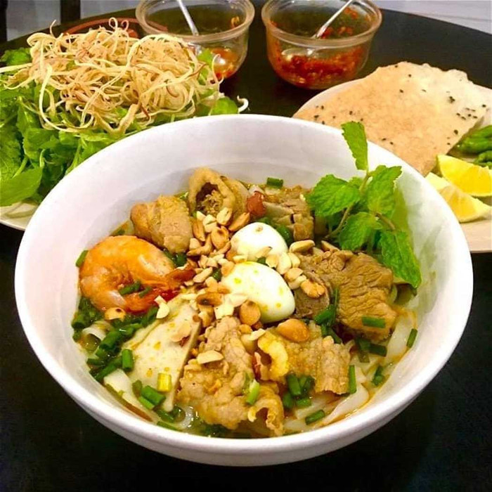 Loạt món ăn sáng nức tiếng ở quê ca sĩ Mỹ Tâm Ảnh 2