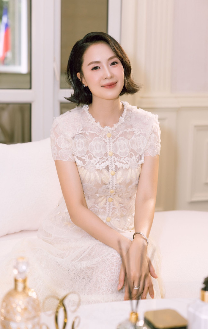 Dòng trạng thái mới đây của diễn viên Hồng Diễm đã nhận về lượt tương tác lớn trên trang cá nhân (Ảnh: FBNV).