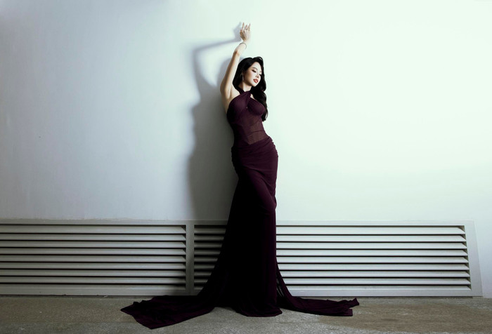 Một bộ phận khán giả cho rằng chiếc váy giúp Hoa hậu Thanh Thủy nổi bật giữa dàn sao. Ảnh: FBNV