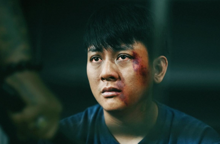 Hoài Lâm trong Thiên đường máu, hình ảnh khắc khổ, đầy chịu đựng, đánh dấu sự lột xác sau 7 năm rời xa điện ảnh