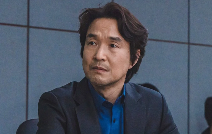 Han Suk Kyu hóa thân thành 'bậc thầy thương lượng' trong Bậc Thầy Hòa Giải, bộ phim hài đen về công lý đời thường gây thiện cảm mạnh mẽ