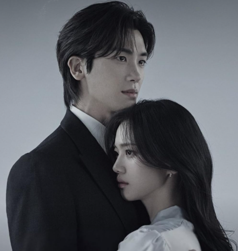 Park Hyung Sik lột xác với hình tượng đen tối trong Đảo Kho Báu, tác phẩm trả thù chính trị đạt rating 15,4%