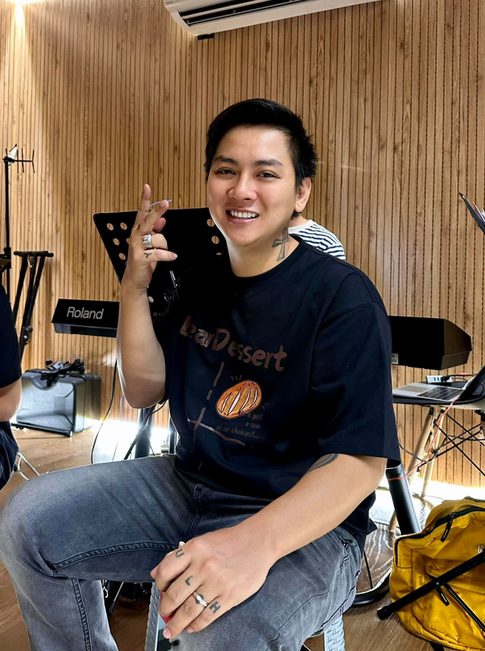 Diễn viên, ca sĩ Hoài Lâm. Ảnh: FBNV
