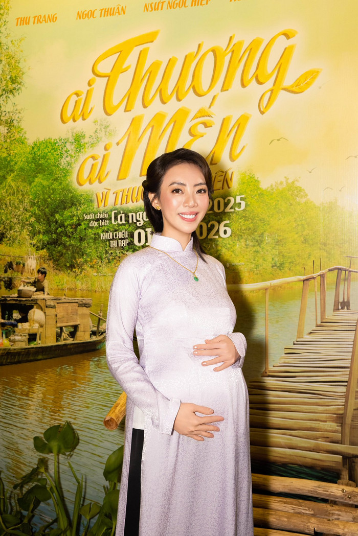 Thu Trang trở lại với dự án Ai Thương Ai Mến sau thành công trăm tỷ của Nụ Hôn Bạc Tỷ (Ảnh: FBNV).