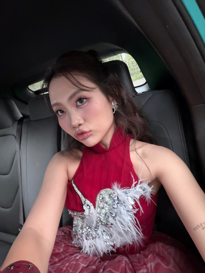 Ngay từ những ngày đầu đi hát, Phương Mỹ Chi đã được yêu mến bởi sự mộc mạc, lễ phép và chân thành.