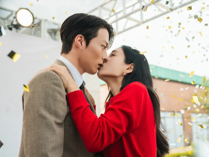 Bộ phim Hàn Nụ Hôn Bùng Nổ.