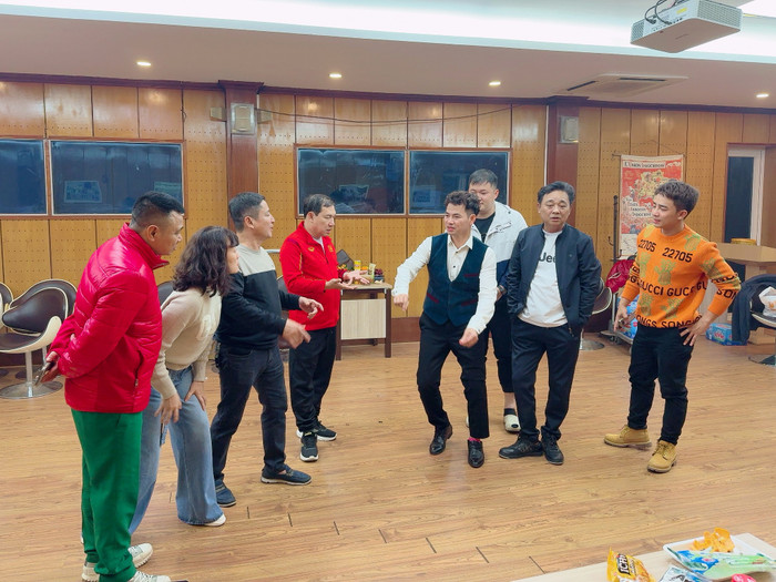 Dàn sao tham gia Táo Quân thường bắt đầu tập luyện từ tháng 12 hằng năm. Ảnh: FBNV