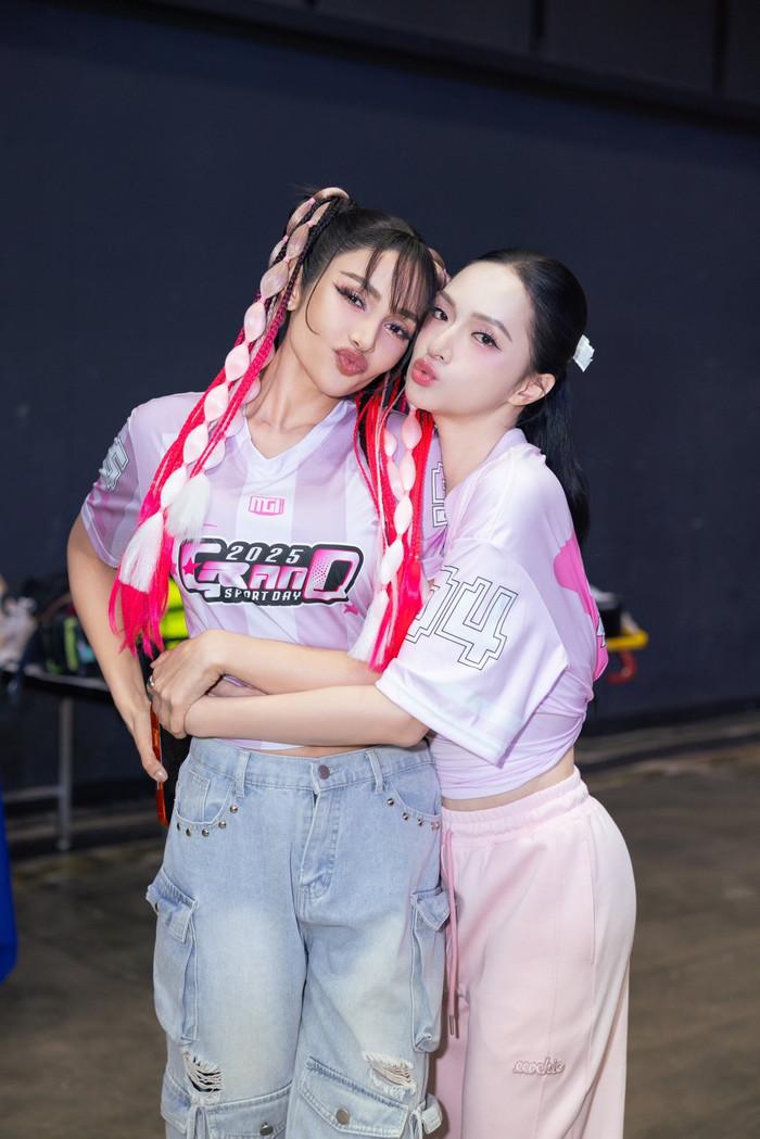 Hương Giang khi sang Thái Lan tham gia một hoạt động của Miss Grand International. Ảnh: FBNV