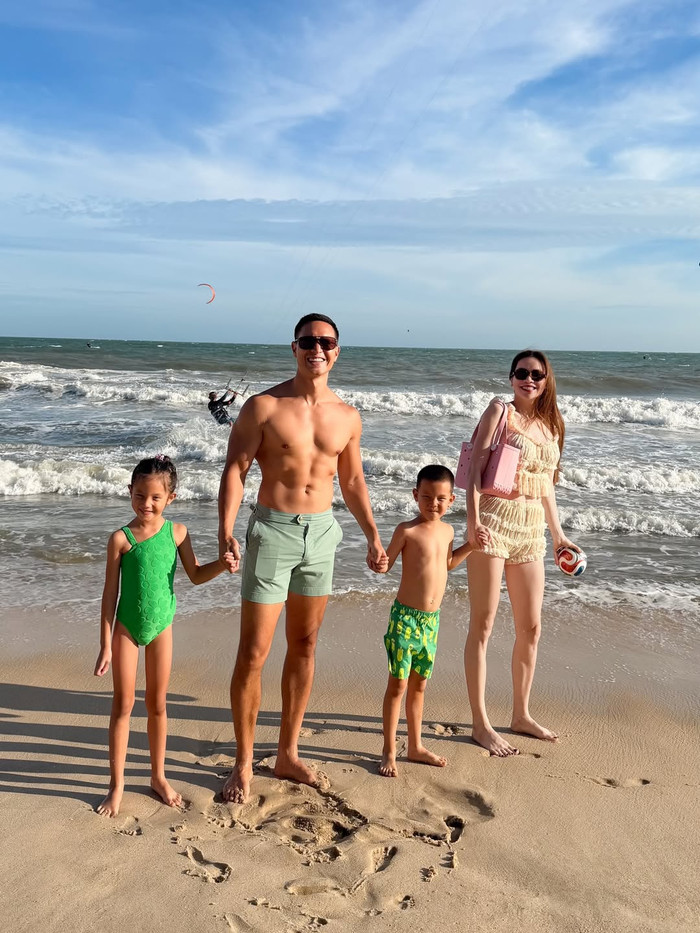 Hồ Ngọc Hà vừa đăng tải loạt ảnh mới bên gia đình nhỏ của mình (Ảnh: ISNV).