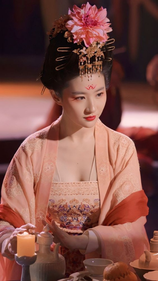 Khi sao Hoa ngữ hóa mỹ nhân nhà Đường: Dương Mịch, Lưu Thi Thi sang trọng; Lưu Diệc Phi đẹp rung động Ảnh 18