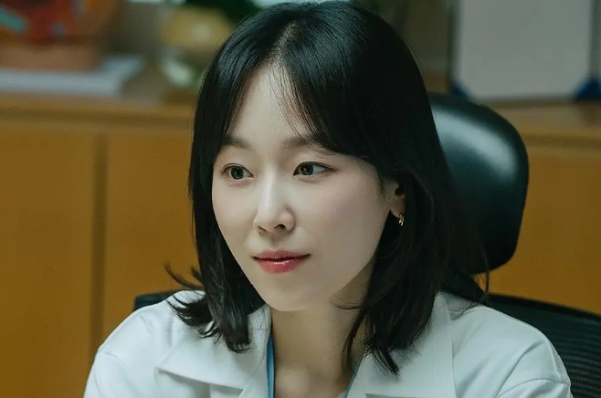 Seo Hyun Jin trở lại JTBC sau 7 năm nhưng vẫn không cứu được rating