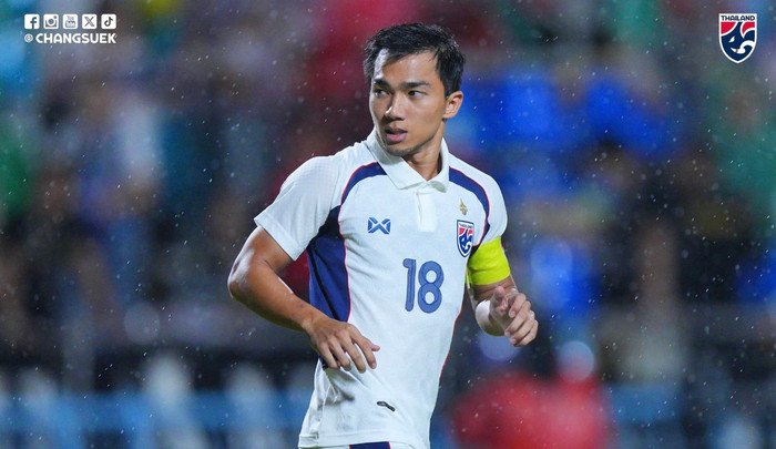 Trang Facebook hơn 1 triệu người theo dõi của Chanathip Songkrasin - đội trưởng đội tuyển Thái Lan đã đăng trạng thái như khiêu khích bóng đá Việt Nam. Ảnh: FAT