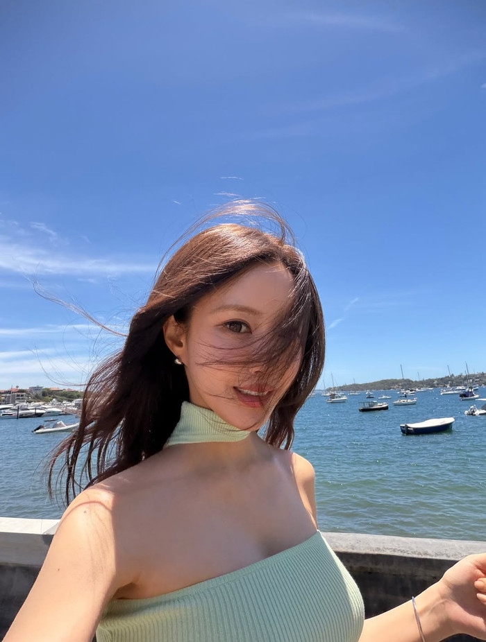 Hyomin từng vướng tin đồn 'rạn nứt' với chồng doanh nhân khi tung ảnh đi du lịch không có mặt của đối phương. Ảnh: IGNV