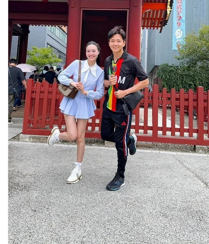 Ninh Dương Lan Ngọc và Ngô Kiến Huy có mối quan hệ thân thiết nhiều năm qua.