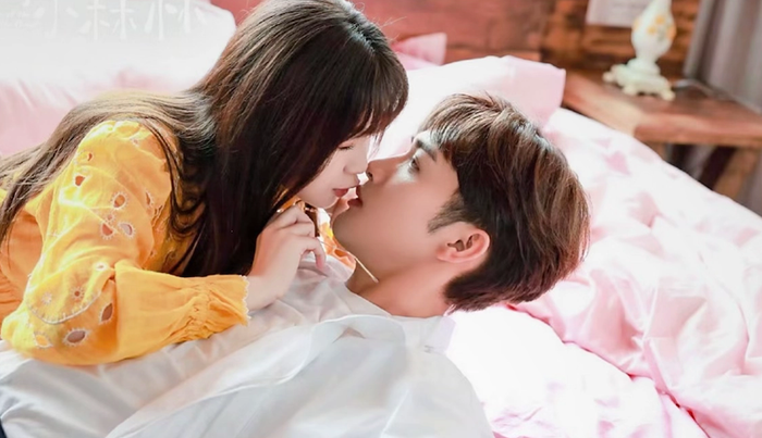 Mối quan hệ giữa giáo sư thực vật học Trang Vũ và blogger thời trang Ngu Mỹ Nhân kết hợp học thuật, thiên nhiên và nhịp sống hiện đại.