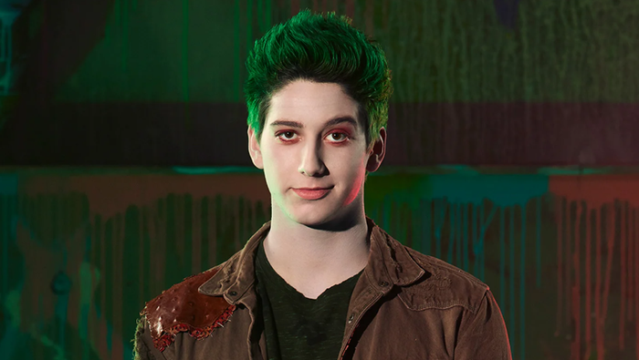 Milo Manheim là gương mặt quen thuộc của Disney qua vai Zed trong loạt phim truyền hình ăn khách Zombies