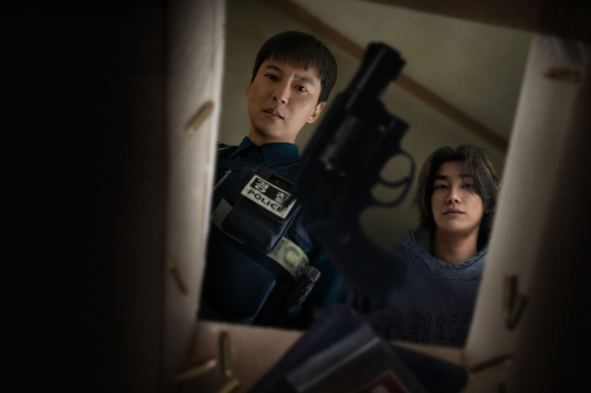 Cảnh hành động trong phim Cò Súng