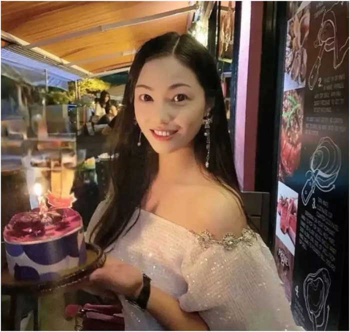 Vương Thanh Hà và vỏ bọc 'hào nhoáng'&nbsp;