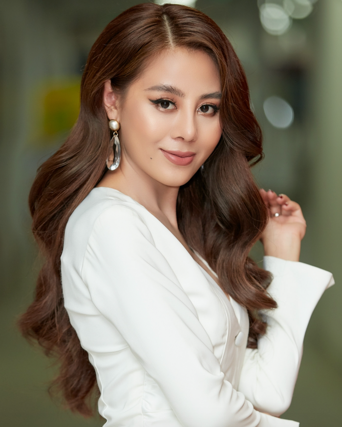 Diễn viên Nam Thư.