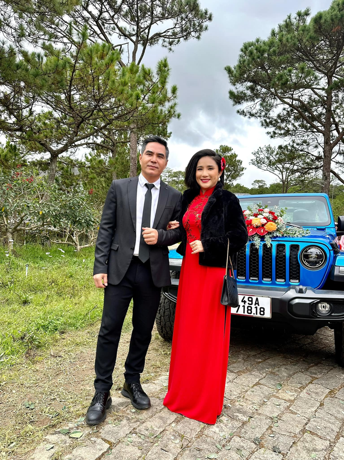 Sau thành công của 'đứa con chung' đầu tiên, Cát Tường và Trung Dũng tiếp tục khiến khán giả háo hức với dự án chung tiếp theo về chủ đề mai mối, se duyên.