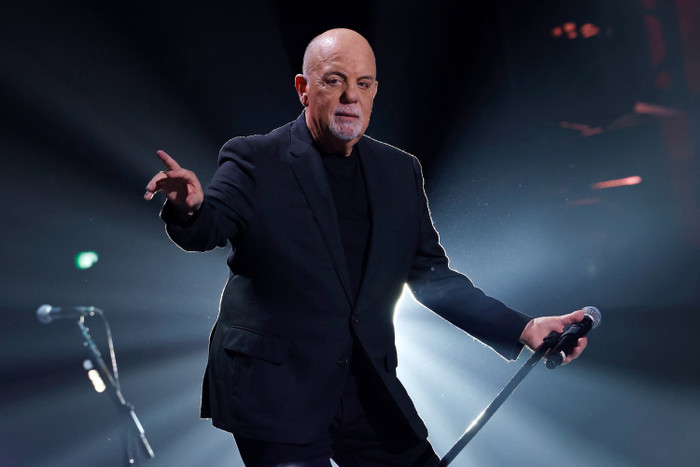 Billy Joel cập nhật sức khỏe sau ca phẫu thuật não, tiết lộ vấn đề còn gặp phải Ảnh 1