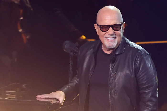 Billy Joel cập nhật sức khỏe sau ca phẫu thuật não, tiết lộ vấn đề còn gặp phải Ảnh 2