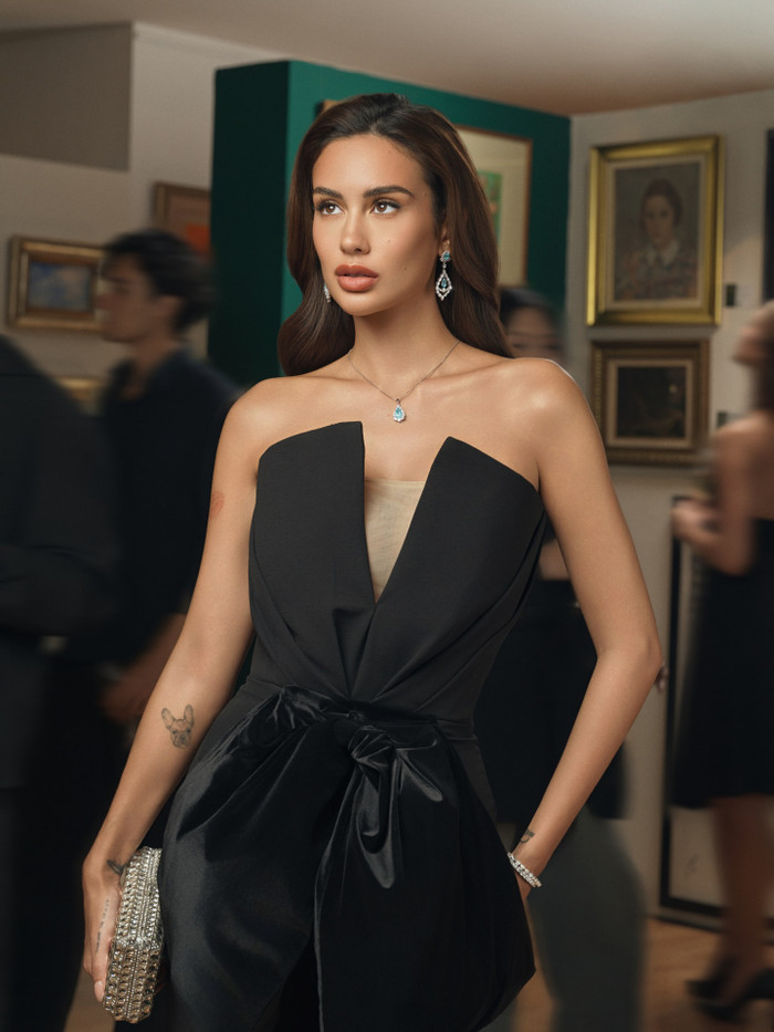 Người đẹp có nhan sắc lai 3 dòng máu, từng thi Miss Universe.