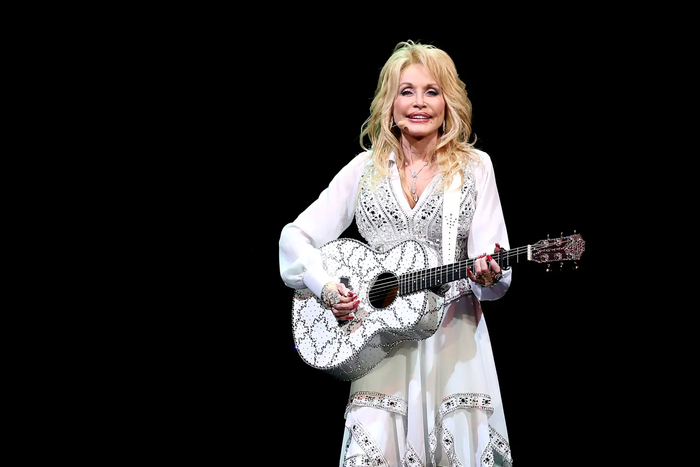 Dolly Parton qua đời ngày 25/8 sau một thời gian bí mật chiến đấu với căn bệnh ung thư.