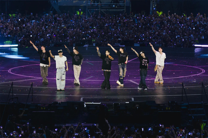 World tour của BTS vượt mốc 500 triệu USD, hướng đến giấc mơ tỷ đô Ảnh 4