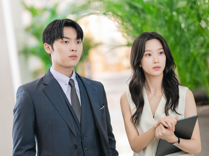 My Dearest Nemesis đưa Baek Su Jung và Ban Ju Yeon gặp lại nhau sau 16 năm. Ảnh: NSX