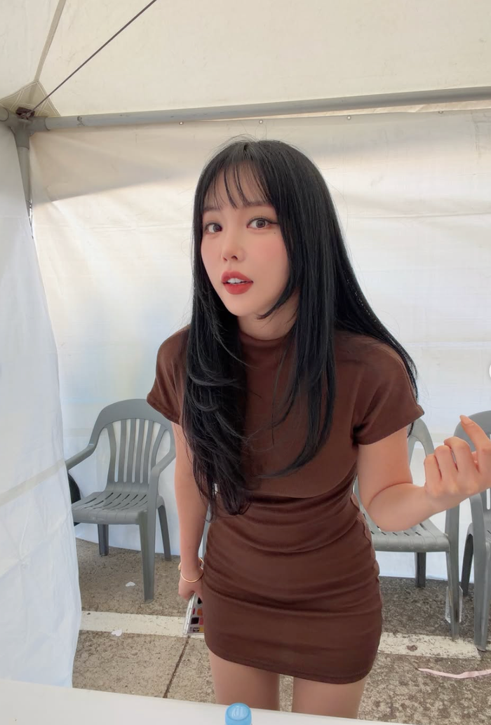 Ca sĩ Hong Jin Young khoe vóc dáng mảnh mai sau tin đồn mang thai Ảnh 2