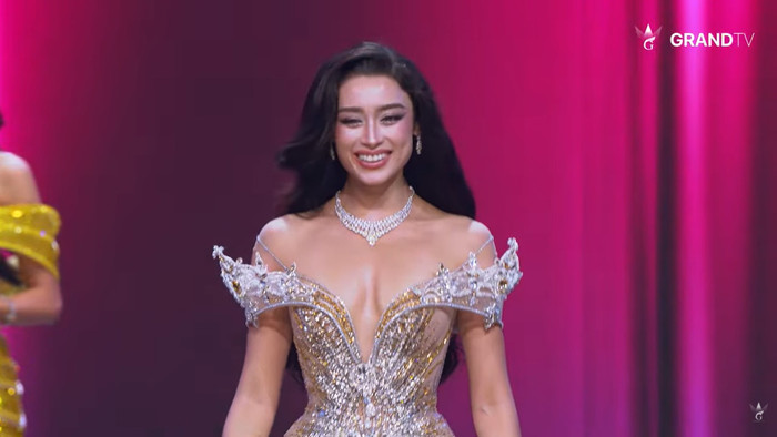 Emoura Phạm lọt Top 5 Miss Grand.