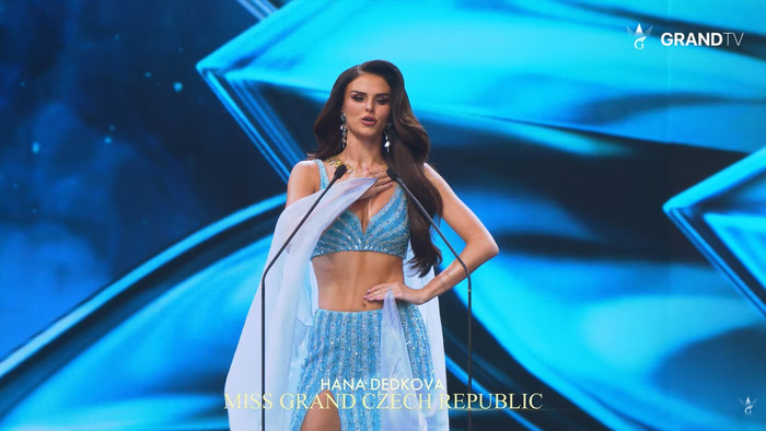 Trực tiếp chung kết Miss Grand International 2026: Đương kim hoa hậu đồng diễn cùng 77 thí sinh, mở màn đêm thi Ảnh 2