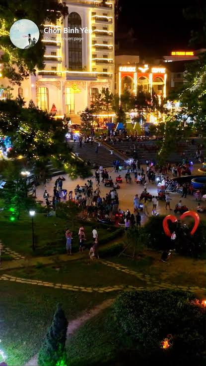 Quảng trường Tam Đảo về đêm. Ảnh: Chốn Bình Yên