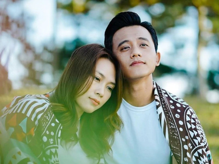 Người hâm mộ thích thú trước cách Mỹ Tâm và Mai Tài Phến công khai đồng hành cùng nhau.