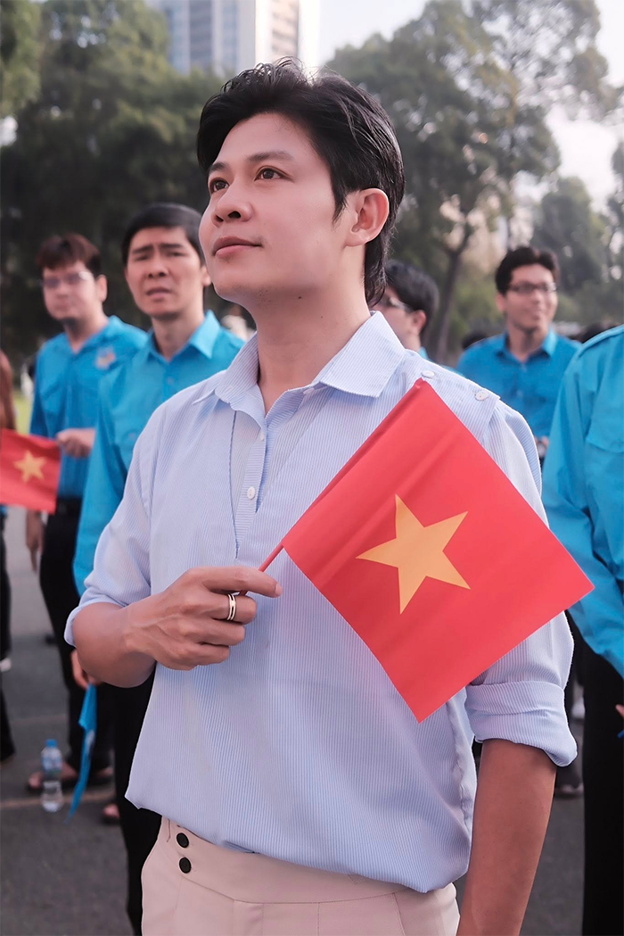 Nguyễn Văn Chung cho rằng trách nhiệm của một người làm nghệ thuật chính là dùng những sản phẩm ấy truyền tải cảm xúc, đưa những câu chuyện nhân văn và các giá trị tốt đẹp đến xã hội.