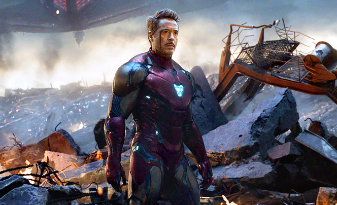 Ra mắt năm 2019, Avengers: Endgame do Anthony và Joe Russo đạo diễn, khép lại cuộc chiến giữa các siêu anh hùng Marvel với Thanos. Sau thảm họa khiến một nửa sinh vật trong vũ trụ biến mất, nhóm Avengers còn lại tìm cách đảo ngược hậu quả và đưa những người thân yêu trở về. Bộ phim tạo dấu mốc lớn tại phòng vé nhờ câu chuyện giàu cảm xúc cùng sự hội tụ của dàn nhân vật quen thuộc.&nbsp;