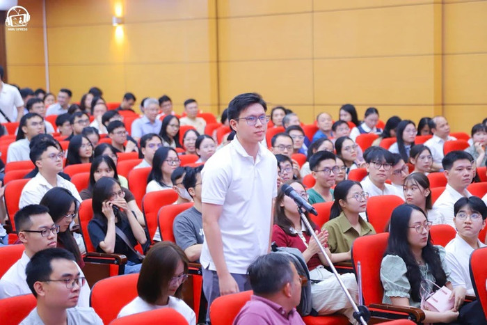 Các tân bác sĩ nội trú chọn ngành học tại Trường Đại học Y Hà Nội. Ảnh: HMU&nbsp;