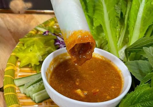 Bát mắm nêm - 'linh hồn' của món cuốn.&nbsp;